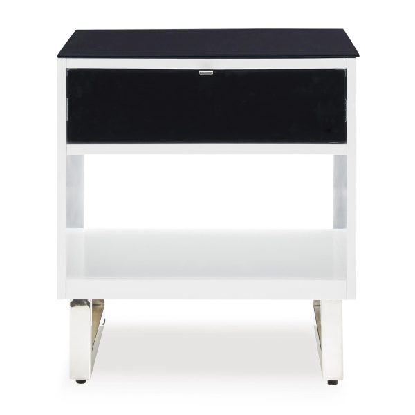 Signature Design by Ashley Gardoni End Table T756-3 Online now